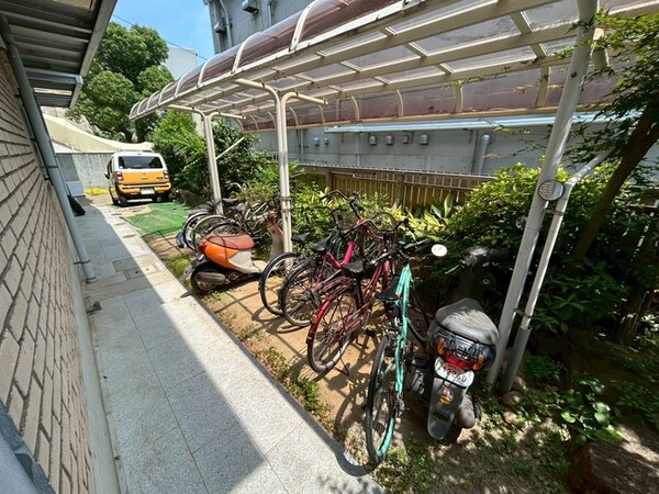 駐輪場