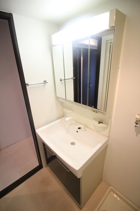 物件内観写真10　(洗面)