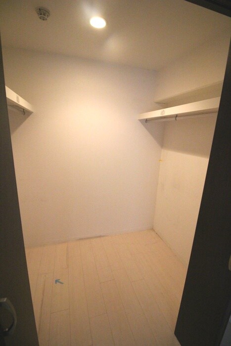 物件内観写真13　(収納)