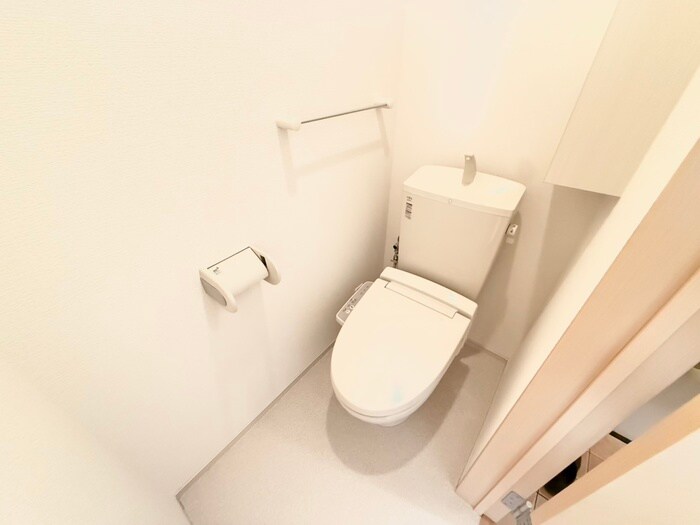 物件内観写真16　(トイレ)