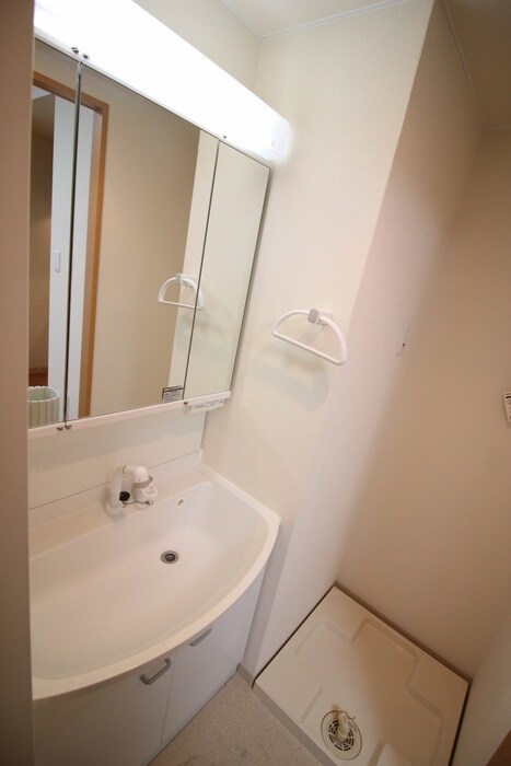 物件内観写真8　(洗面)