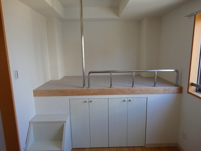 物件内観写真9　(居室)