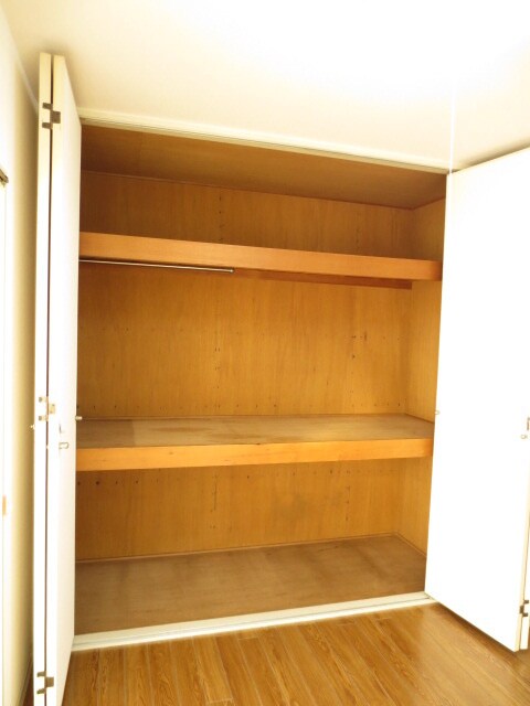 物件内観写真11　(収納)