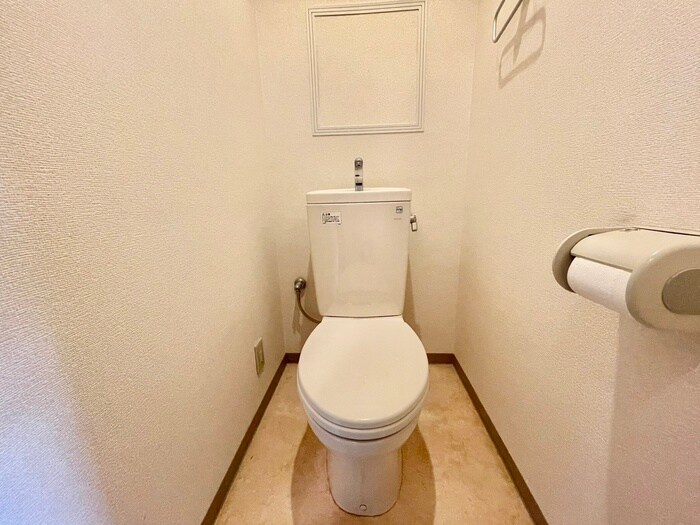 物件内観写真11　(トイレ)