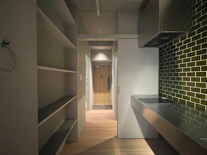 物件内観写真14　(廊下)