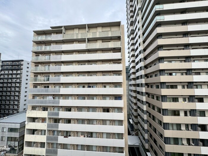 物件内観写真22　(室内からの展望)