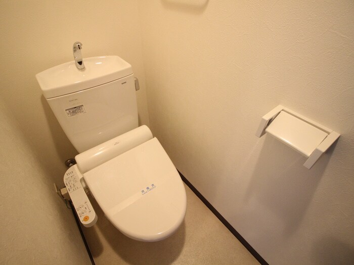 物件内観写真15　(トイレ)