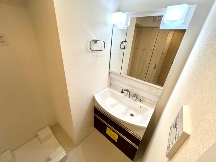 物件内観写真10　(洗面)