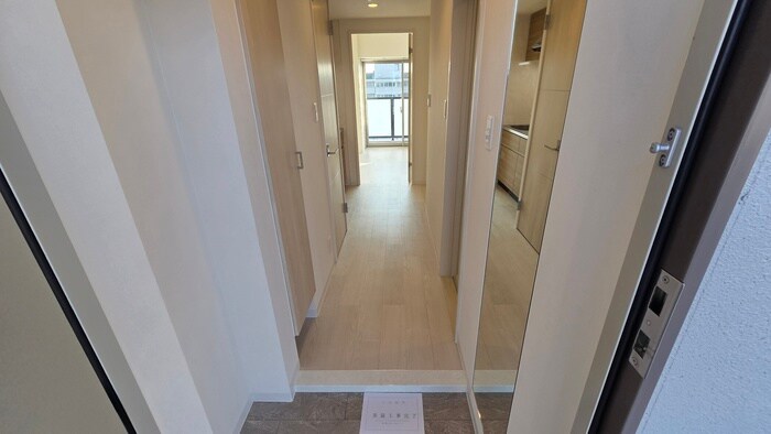 物件内観写真18　(廊下)