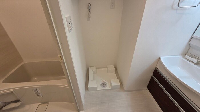 物件内観写真19　(洗濯機置場)