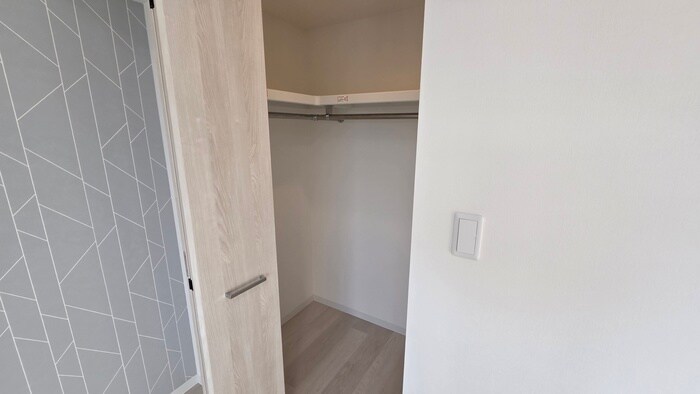 物件内観写真21　(収納)