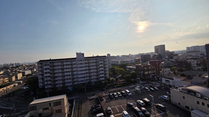 物件内観写真22　(室内からの展望)