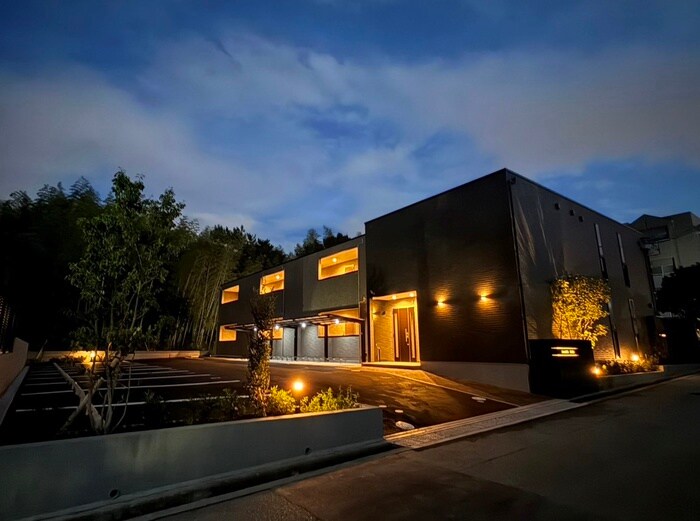 物件外観写真2　(その他)