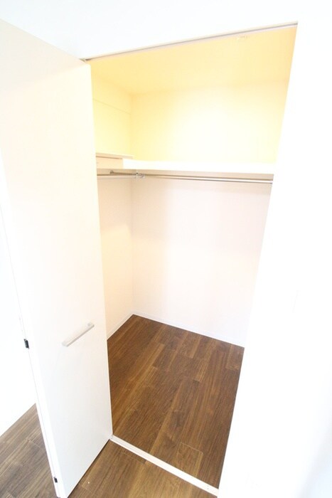 物件内観写真11　(収納)
