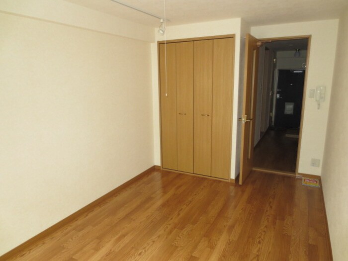 物件内観写真11　(室内からの展望)