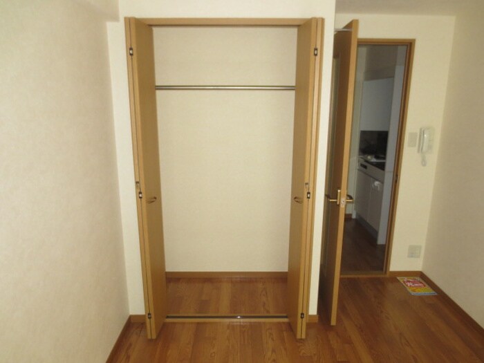 物件内観写真13　(収納)