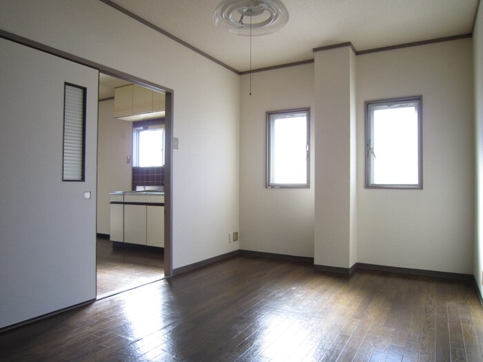 物件内観写真7　(居室)