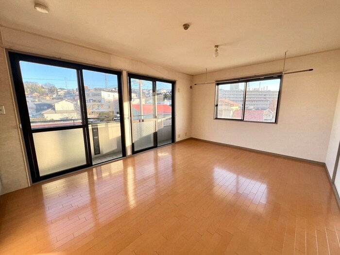 物件内観写真8　(居室)