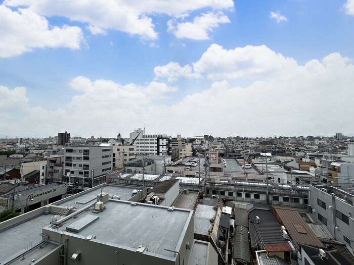 物件内観写真16　(室内からの展望)