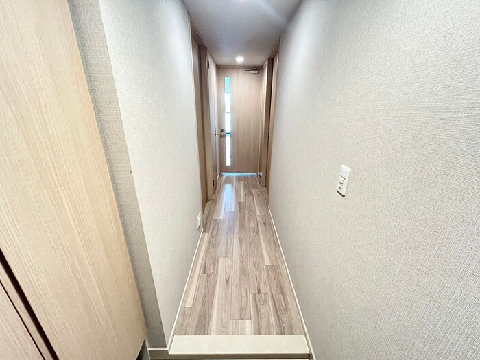 物件内観写真21　(廊下)