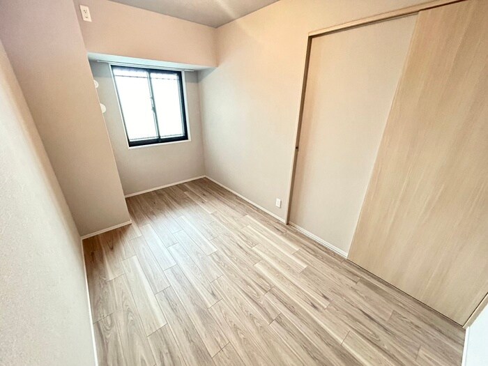 物件内観写真22　(居室)