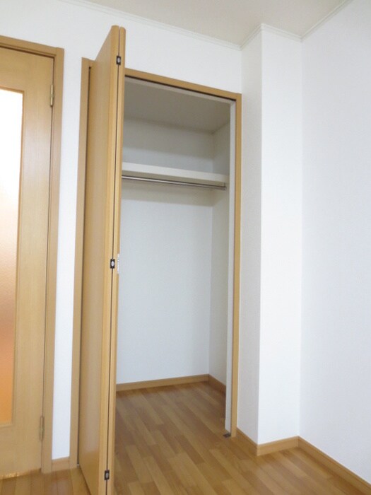 物件内観写真8　(収納)