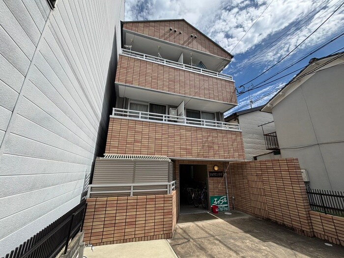 物件外観写真1　(外観写真)