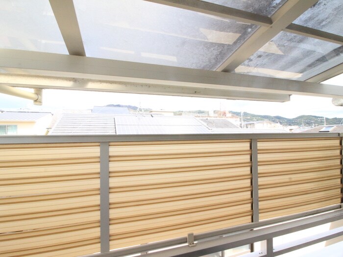 物件内観写真16　(室内からの展望)