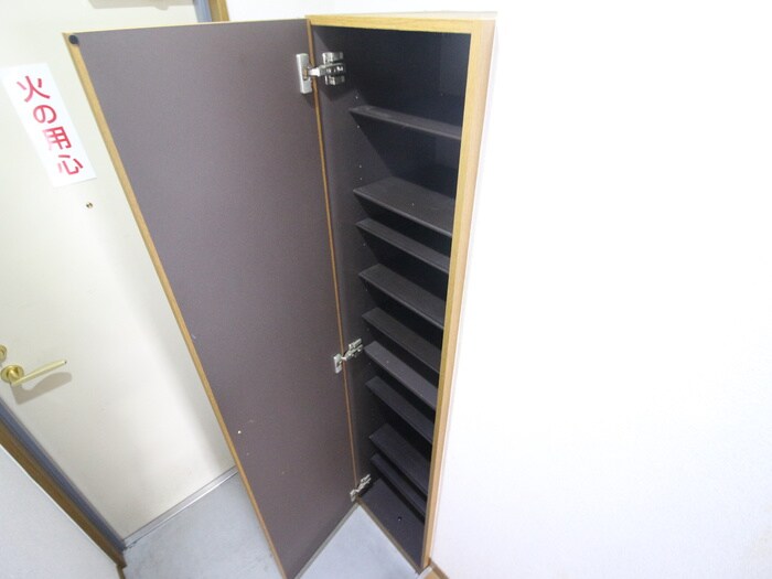 物件内観写真19　(靴箱)