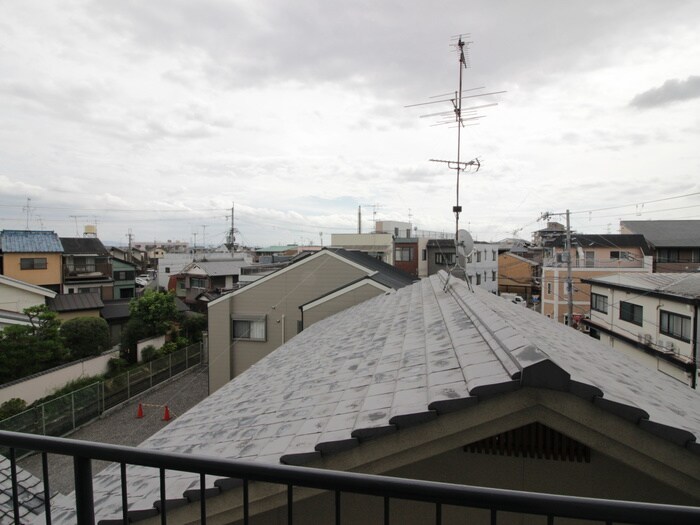 物件内観写真18　(室内からの展望)