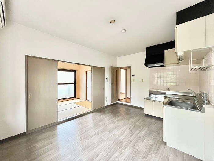 物件内観写真7　(居室)