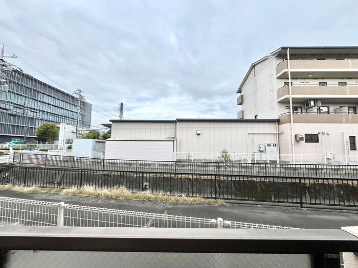 物件内観写真21　(室内からの展望)