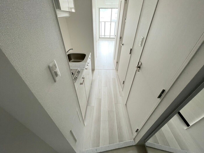 物件内観写真18　(廊下)