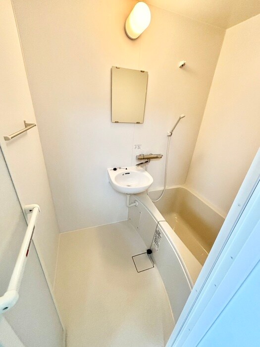 物件内観写真8　(バス／シャワールーム等)