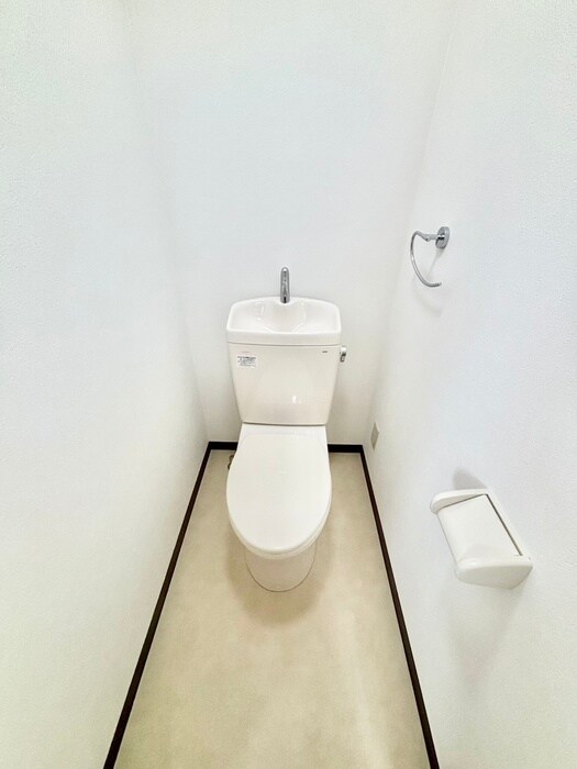 物件内観写真10　(トイレ)