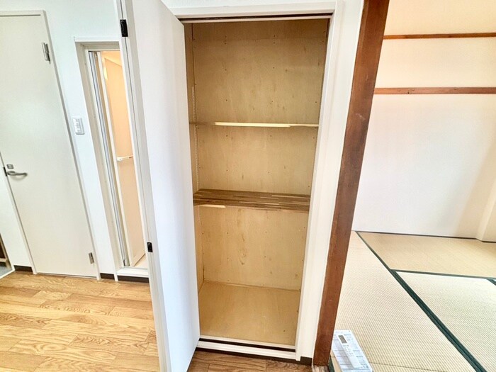 物件内観写真17　(収納)