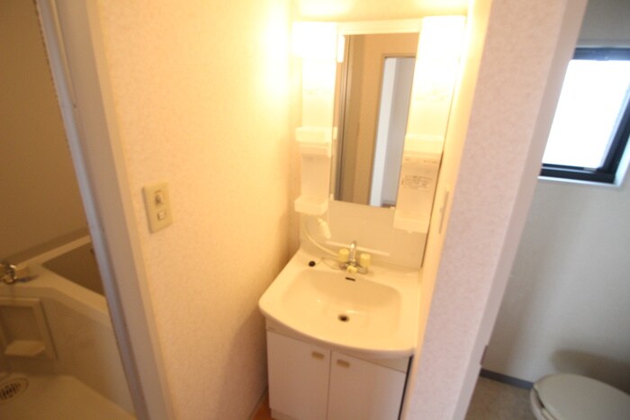 物件内観写真14　(洗面)