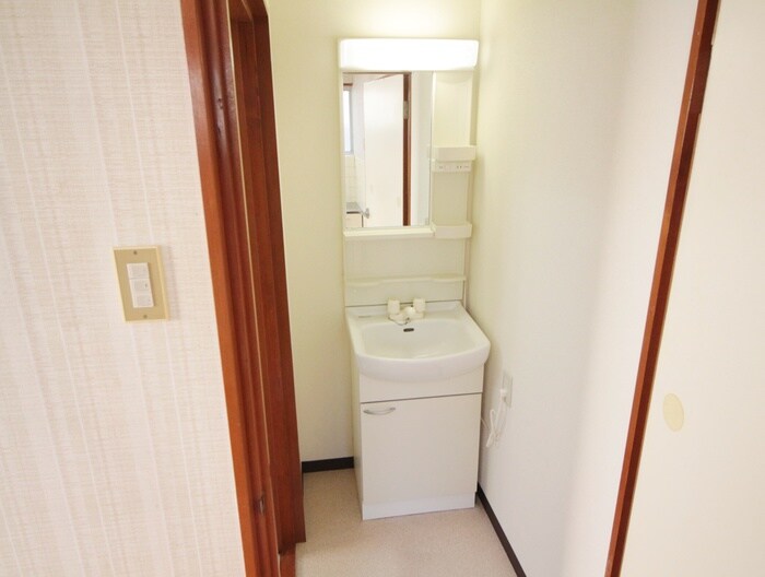 物件内観写真11　(洗面)