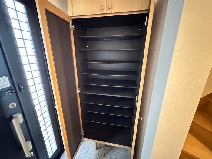 物件内観写真16　(靴箱)