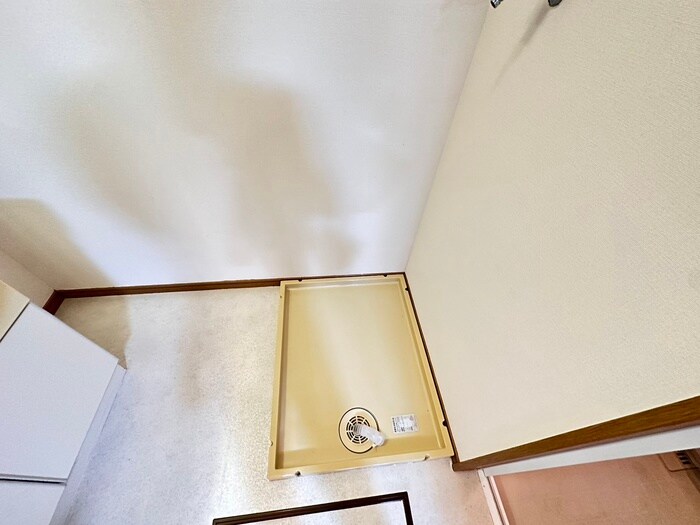 物件内観写真20　(洗濯機置場)