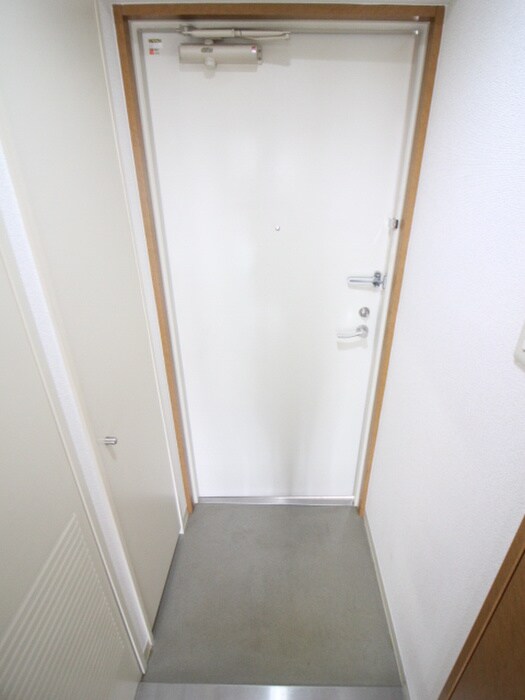 物件内観写真21　(玄関)