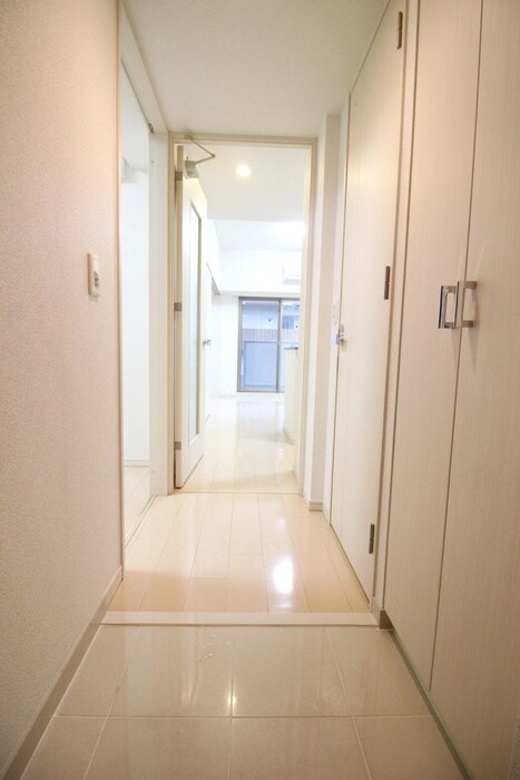 物件内観写真21　(廊下)