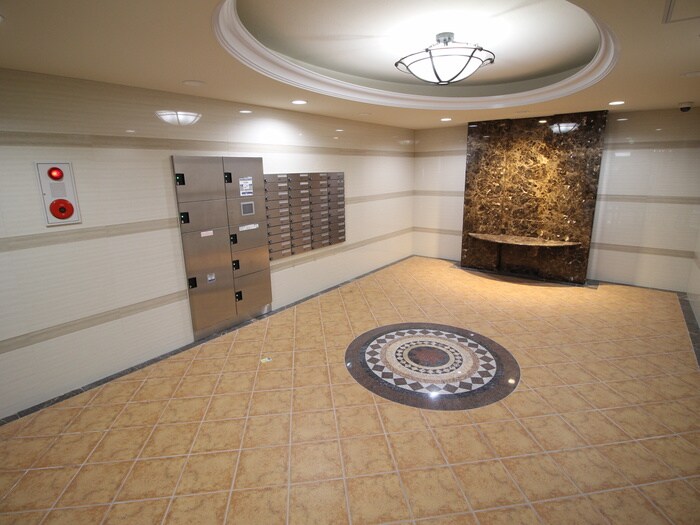 物件外観写真6　(建物設備)