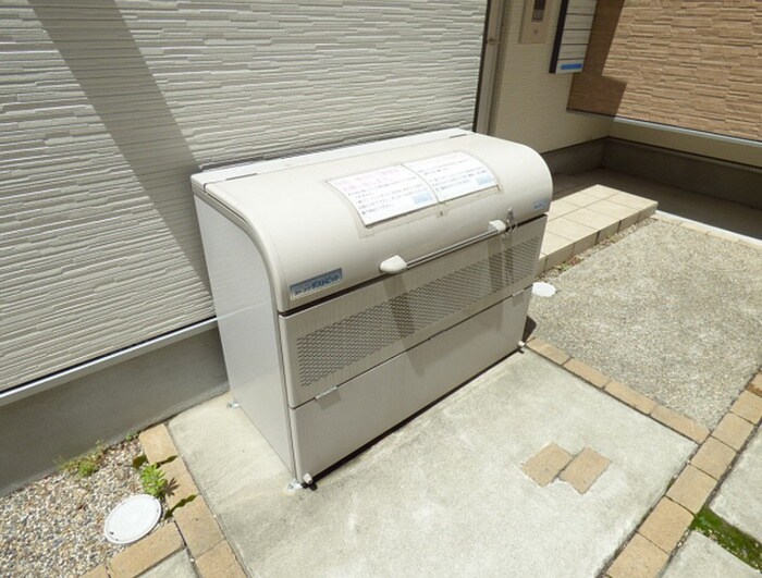 物件外観写真4　(建物設備)