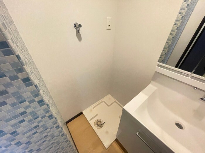 物件内観写真14　(洗濯機置場)