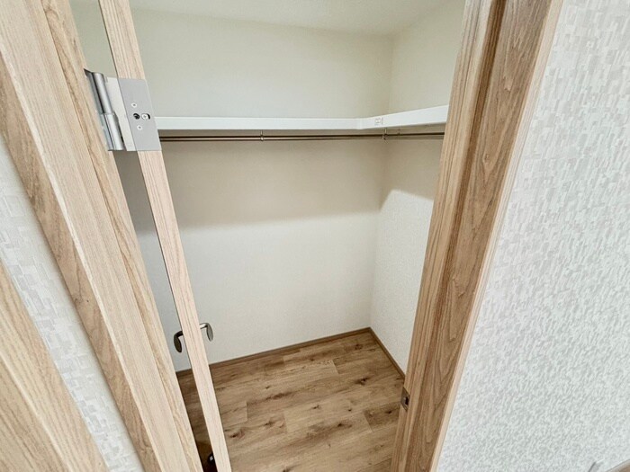 物件内観写真11　(収納)