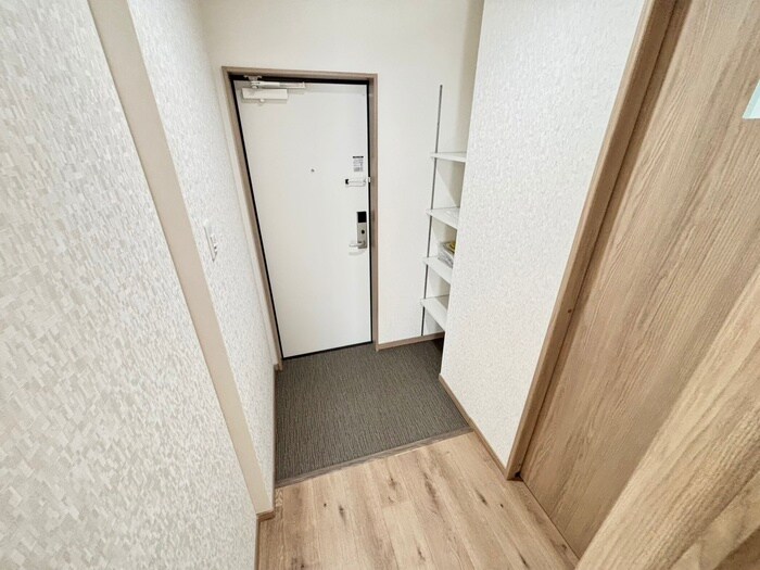 物件内観写真20　(玄関)