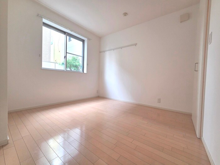 物件内観写真13　(居室)