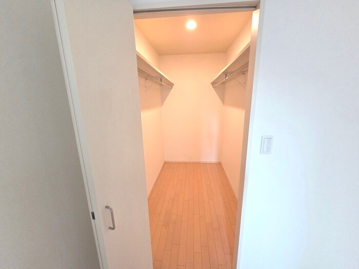 物件内観写真15　(収納)