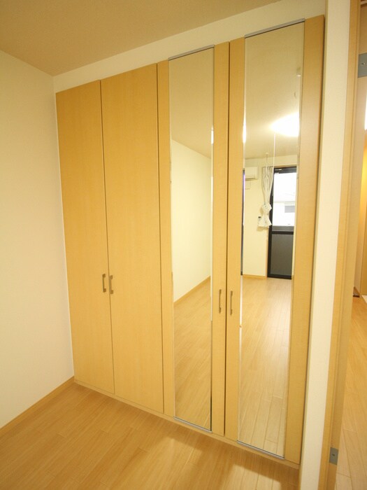 物件内観写真12　(収納)